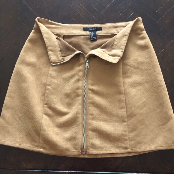 Suede Tan Brown Mini Skirt “Aritzia Leah” inspired - Picture 3 of 13